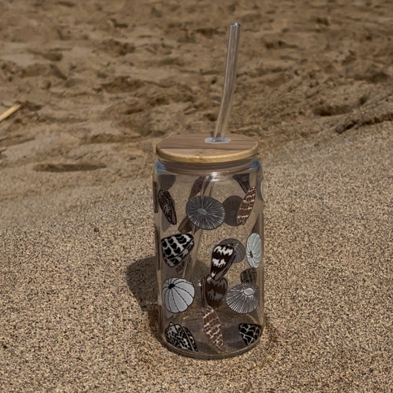 Shell 16oz Glass Cup w/ lid and straw
